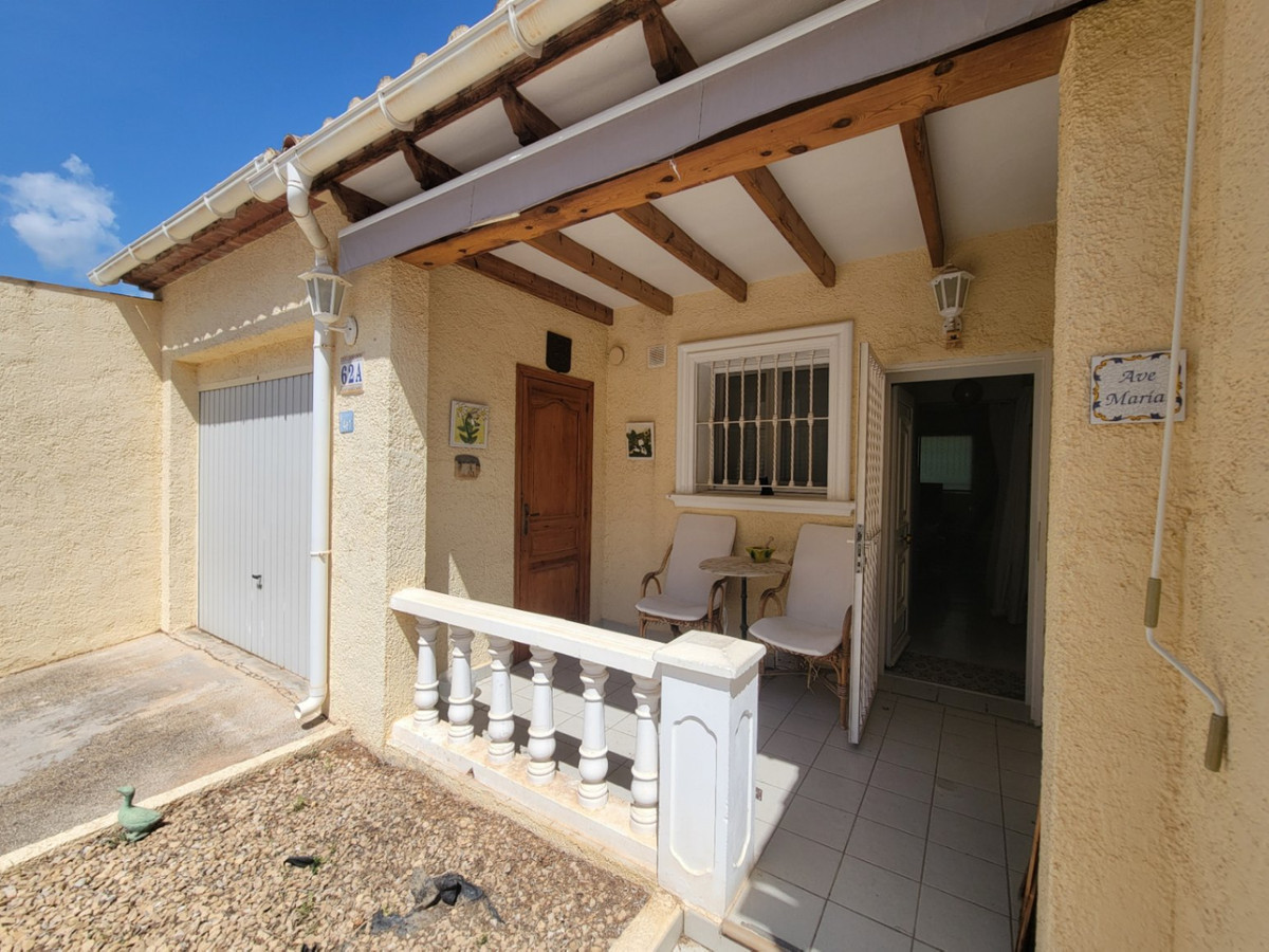 Se vende Bungalow de 3 dormitorios en Costa Blanca, Alicante, España