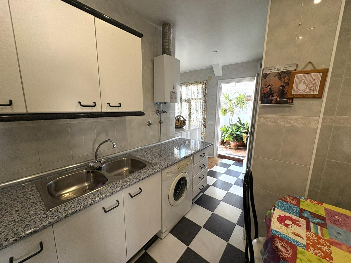 4 Bed Townhouse for sale in Alhaurín De La Torre Costa Del Sol, Málaga, Spain