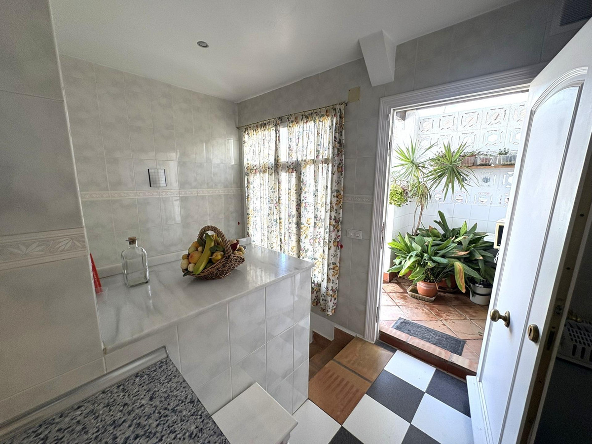4 Bed Townhouse for sale in Alhaurín De La Torre Costa Del Sol, Málaga, Spain