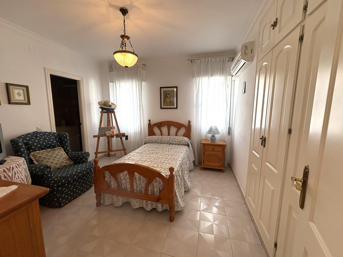 4 Bed Townhouse for sale in Alhaurín De La Torre Costa Del Sol, Málaga, Spain