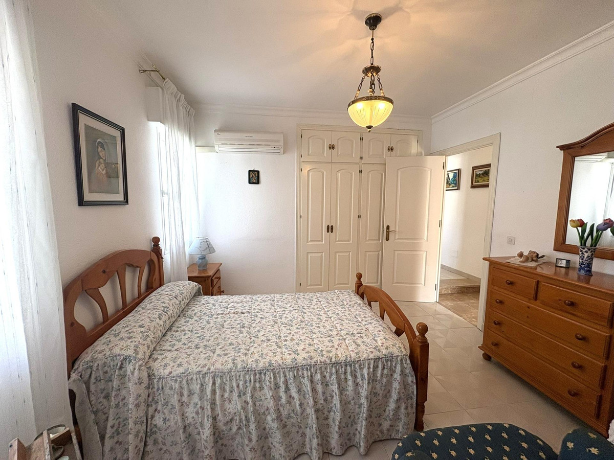 4 Bed Townhouse for sale in Alhaurín De La Torre Costa Del Sol, Málaga, Spain