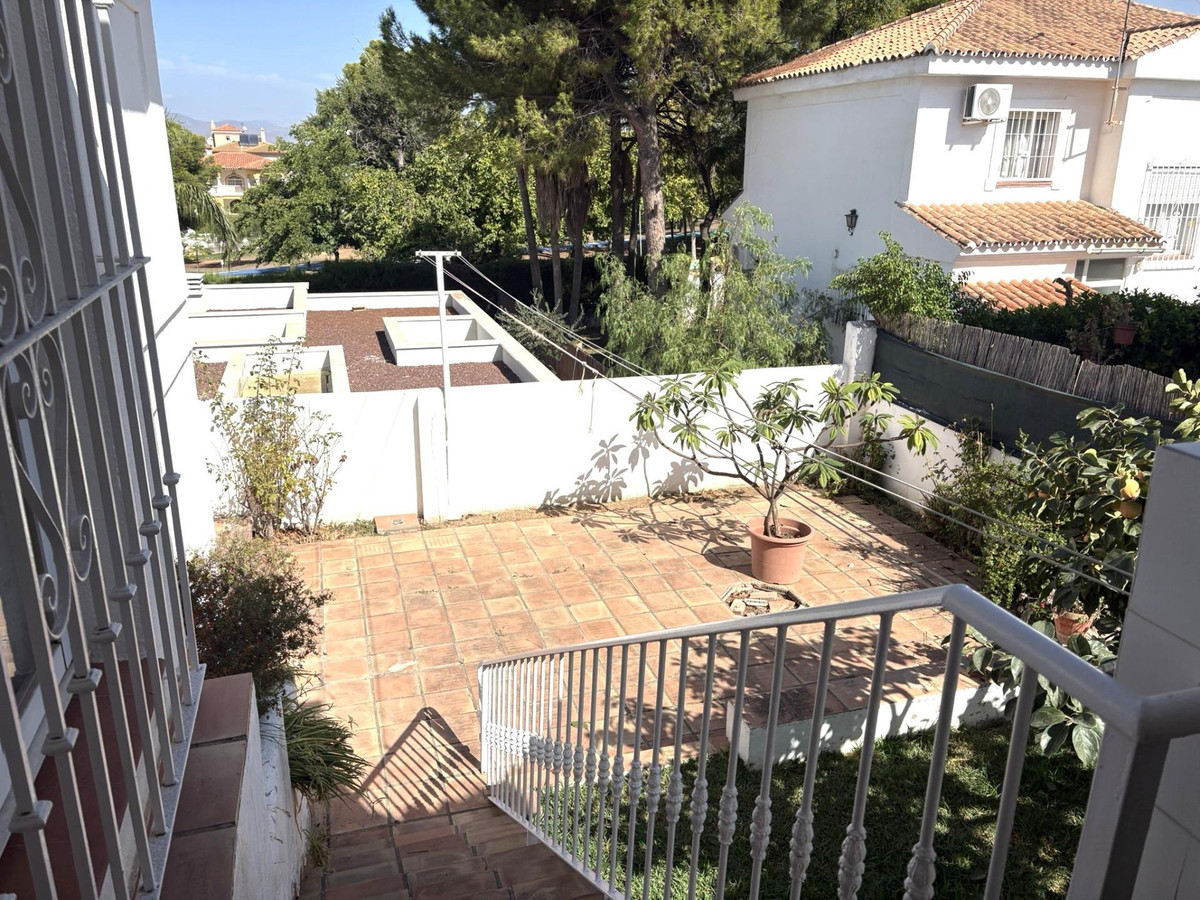 4 Bed Townhouse for sale in Alhaurín De La Torre Costa Del Sol, Málaga, Spain