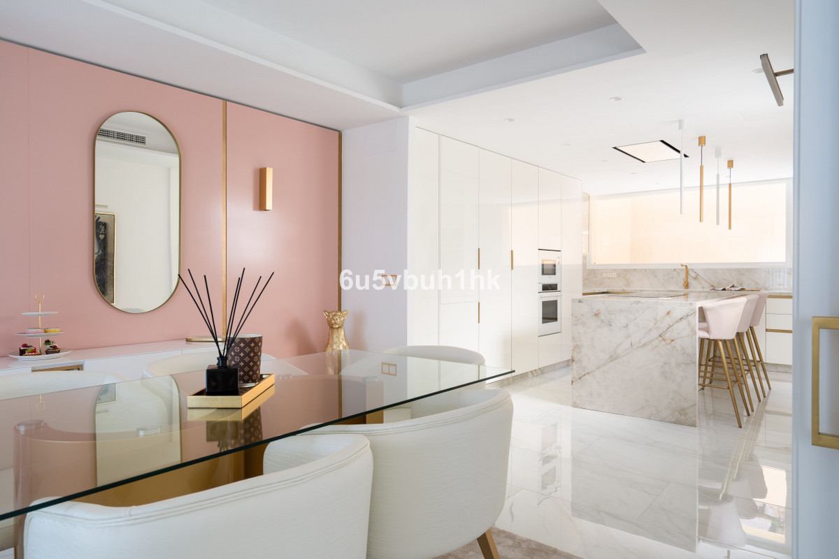 4 Bed Townhouse for sale in La Mairena Costa Del Sol, Málaga, Spain
