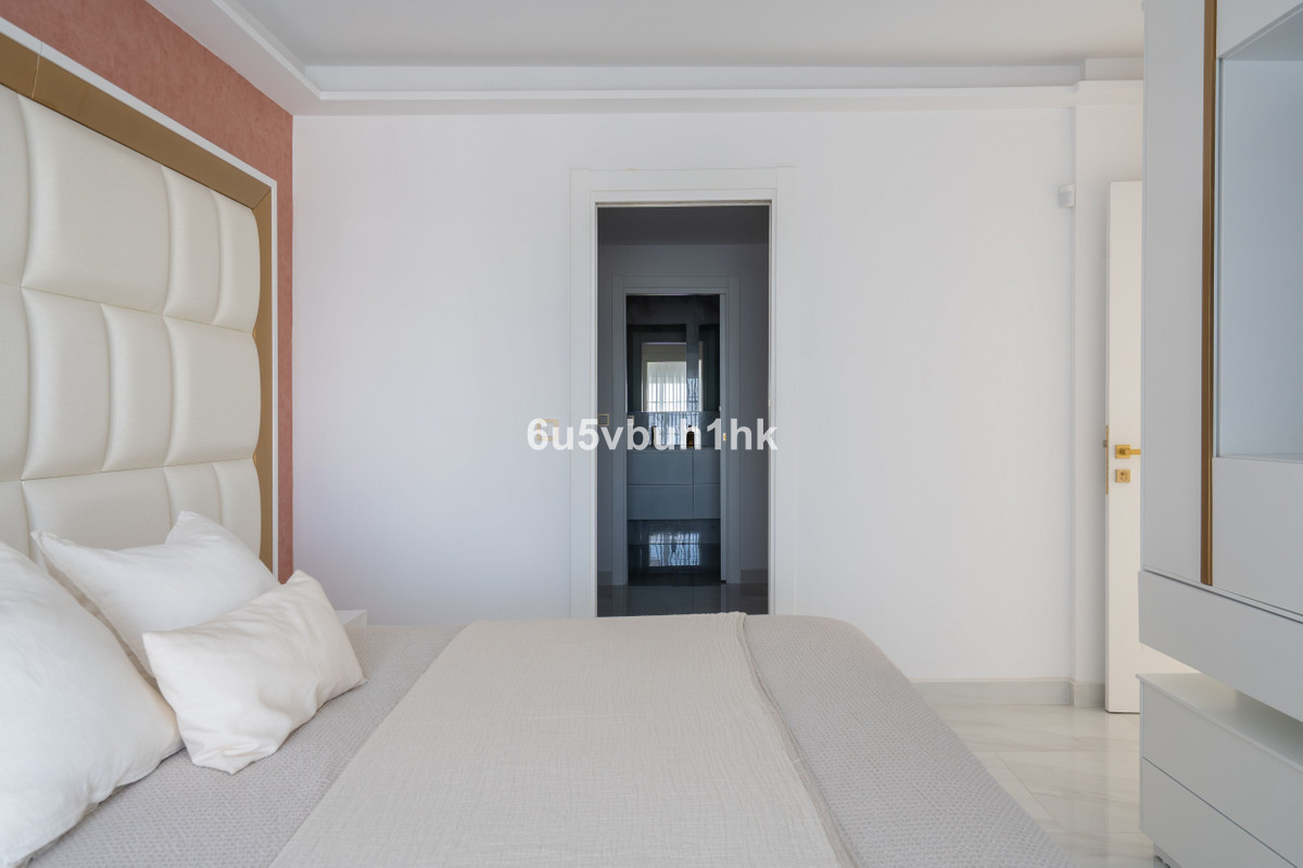 4 Bed Townhouse for sale in La Mairena Costa Del Sol, Málaga, Spain