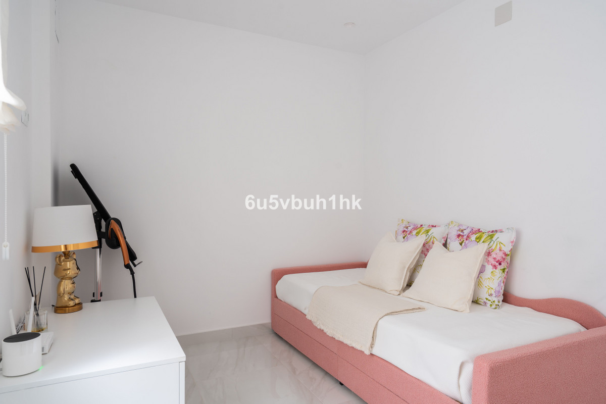 4 Bed Townhouse for sale in La Mairena Costa Del Sol, Málaga, Spain