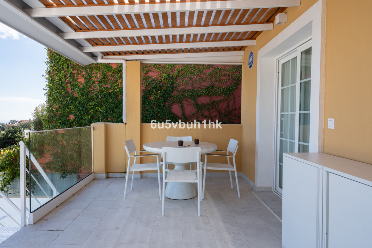 4 Bed Townhouse for sale in La Mairena Costa Del Sol, Málaga, Spain