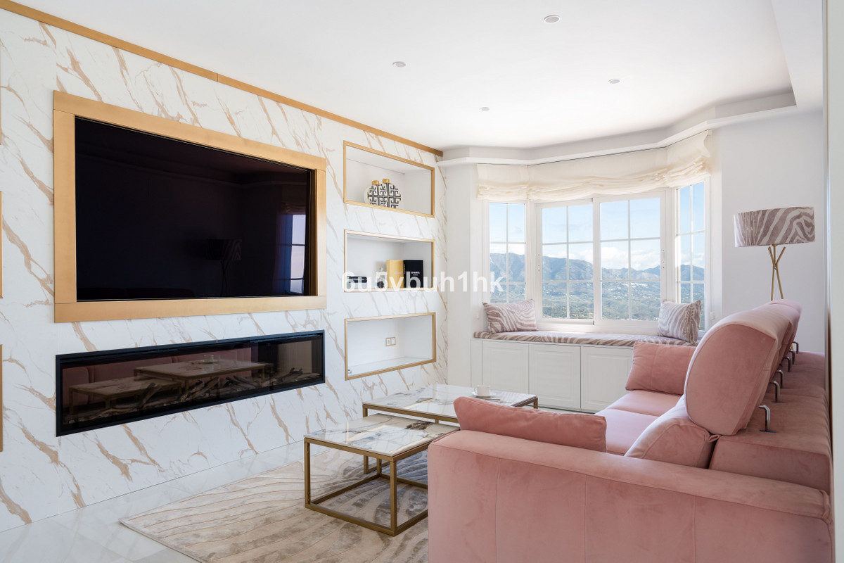 4 Bed Townhouse for sale in La Mairena Costa Del Sol, Málaga, Spain