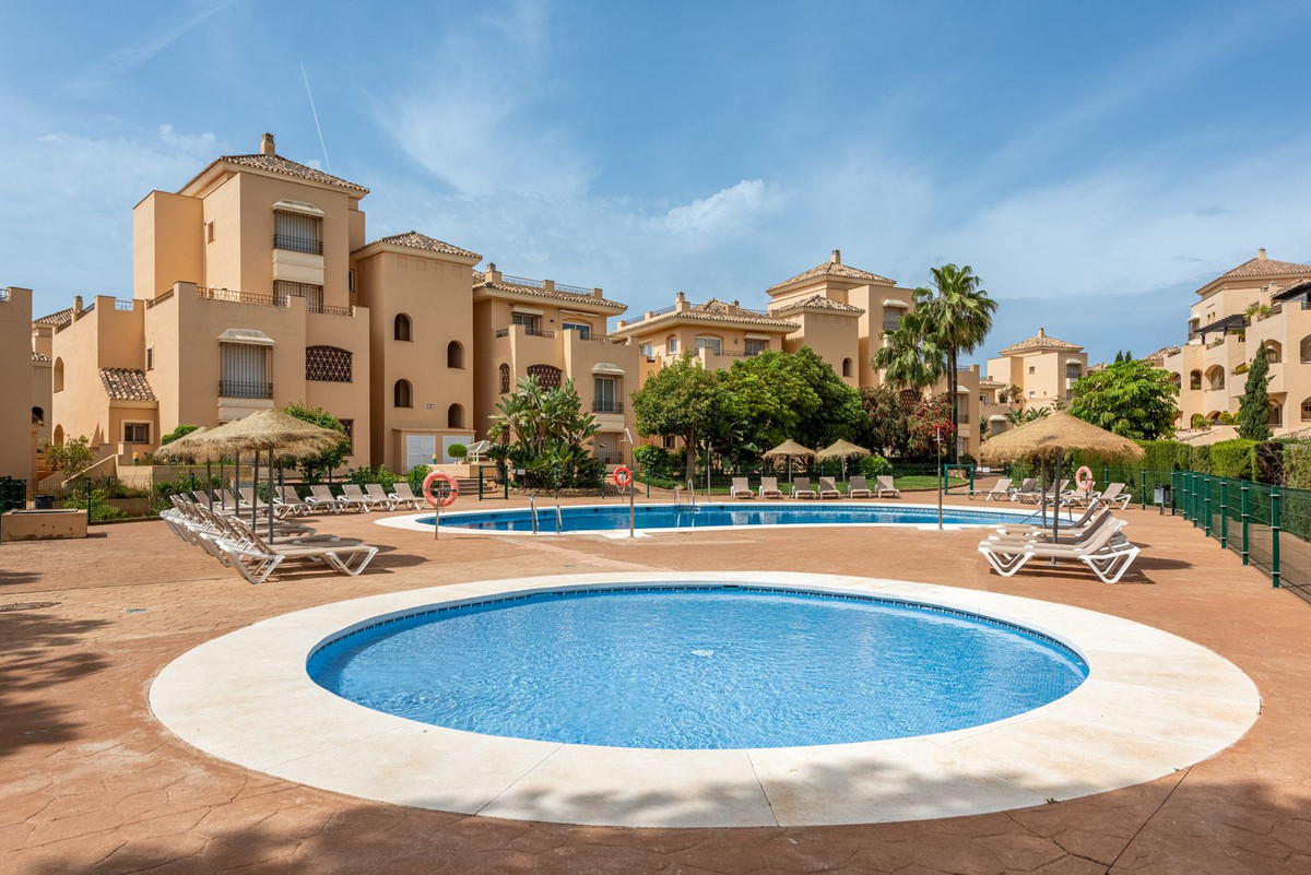 4 Bed Apartment for sale in Elviria Costa Del Sol, Málaga, Spain
