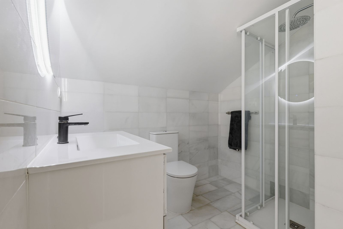 5 Bed Townhouse for sale in Estepona Costa Del Sol, Málaga, Spain