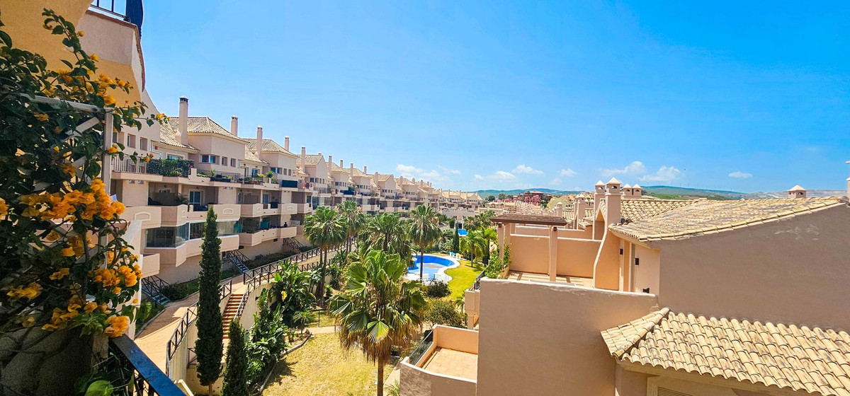 Se vende Apartamento Planta Media de 2 dormitorios en Costa Del Sol, Málaga, España