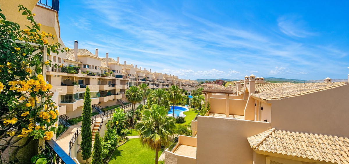 Se vende Apartamento Planta Media de 2 dormitorios en Costa Del Sol, Málaga, España
