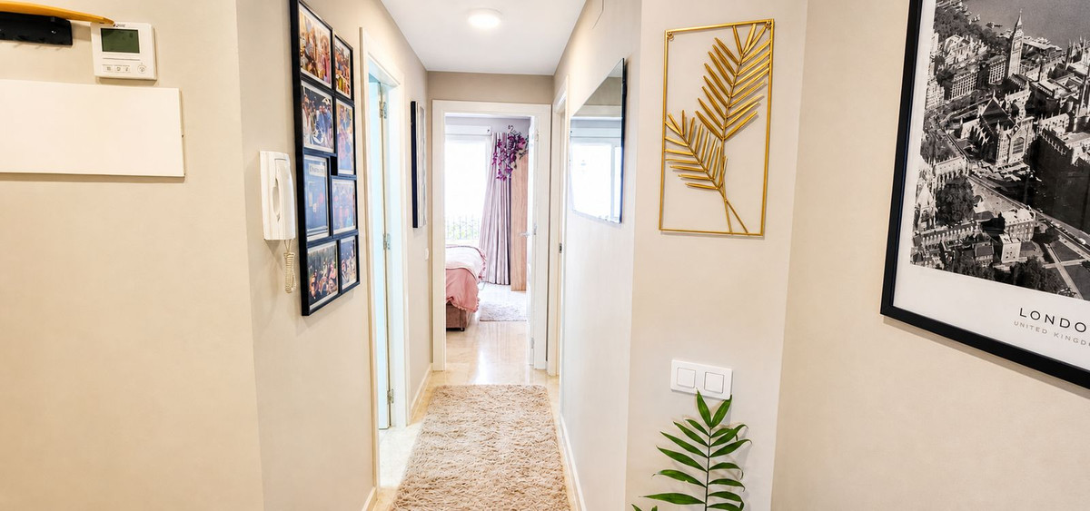 Se vende Apartamento Planta Media de 2 dormitorios en Costa Del Sol, Málaga, España
