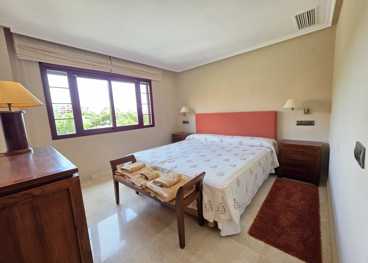3 Bed Apartment for sale in La Mairena Costa Del Sol, Málaga, Spain