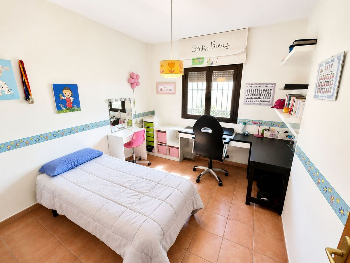 4 Bed Townhouse for sale in Benalmadena Costa Del Sol, Málaga, Spain
