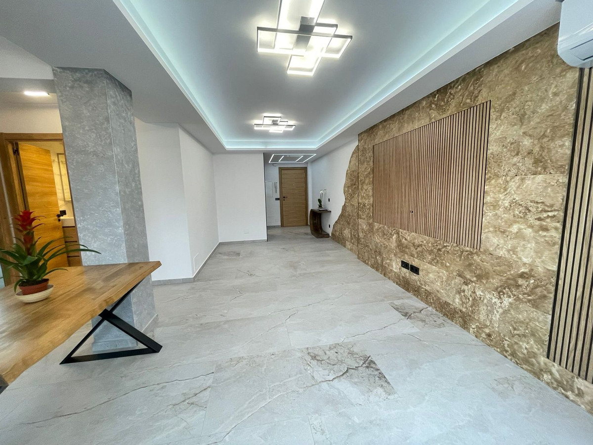 3 Bed Apartment for sale in Estepona Costa Del Sol, Málaga, Spain