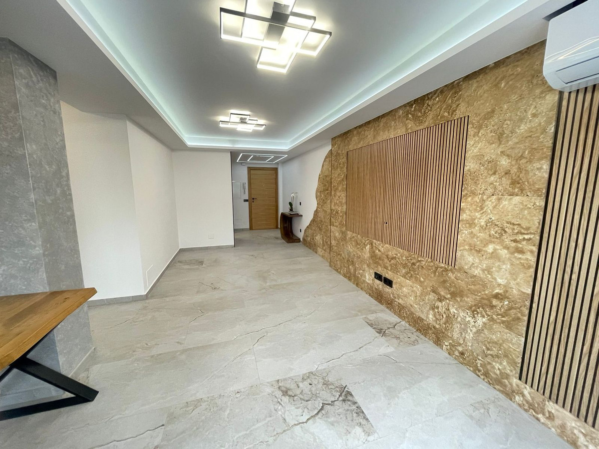 3 Bed Apartment for sale in Estepona Costa Del Sol, Málaga, Spain