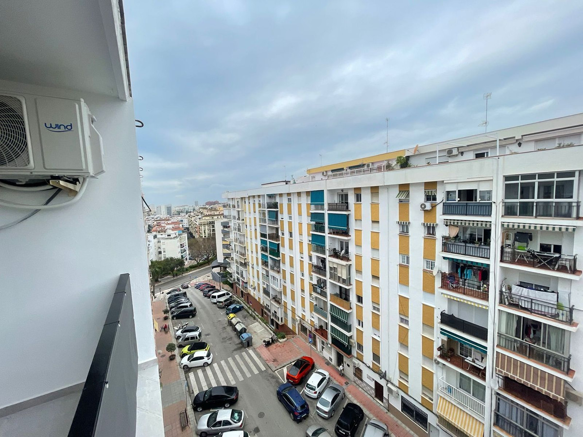 3 Bed Apartment for sale in Estepona Costa Del Sol, Málaga, Spain