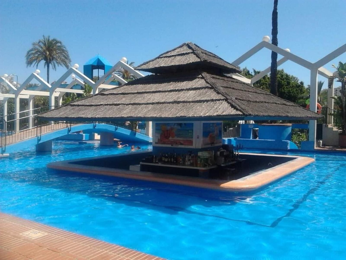 Se vende Apartamento Planta Media de 1 dormitorios en Costa Del Sol, Málaga, España