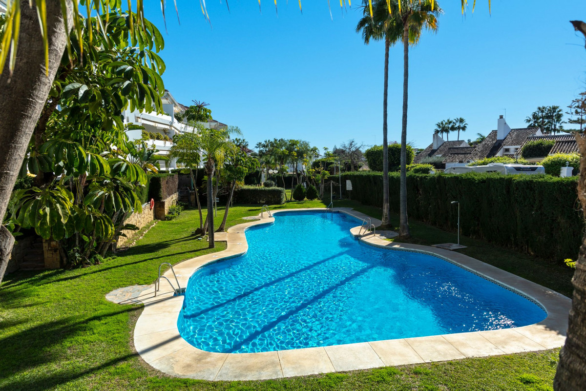 2 Bed Apartment for sale in Guadalmina Baja Costa Del Sol, Málaga, Spain