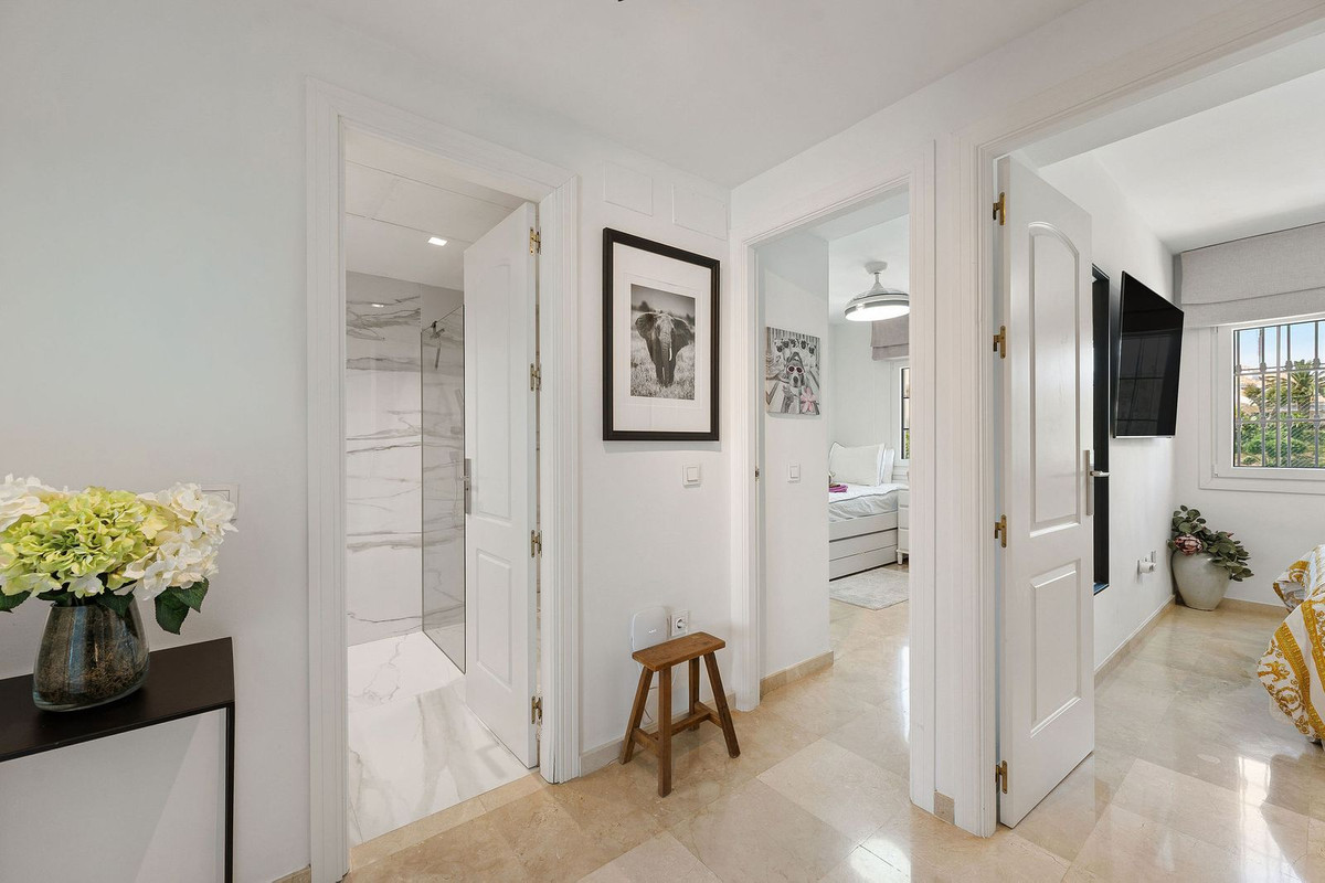 4 Bed Townhouse for sale in Nueva Andalucía Costa Del Sol, Málaga, Spain