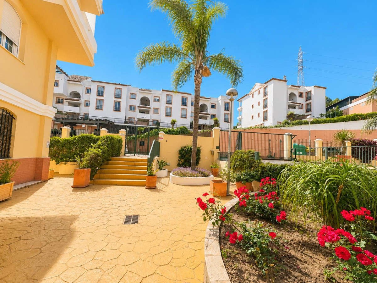 2 Bed Apartment for sale in Riviera Del Sol Costa Del Sol, Málaga, Spain