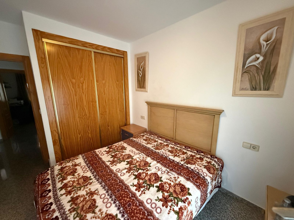 Se vende Apartamento Planta Media de 2 dormitorios en Costa Del Sol, Málaga, España