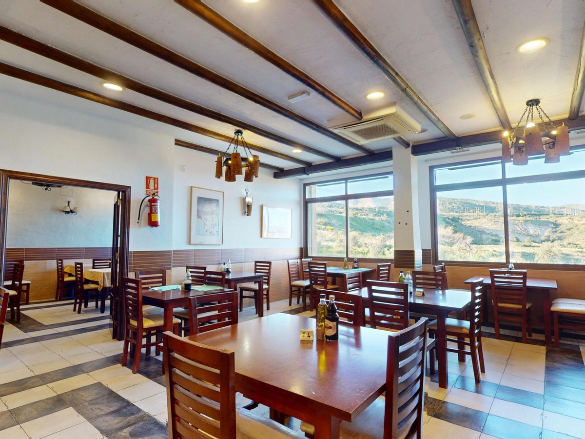 Commercial unit for sale in Benalmadena Costa Del Sol, Málaga, Spain