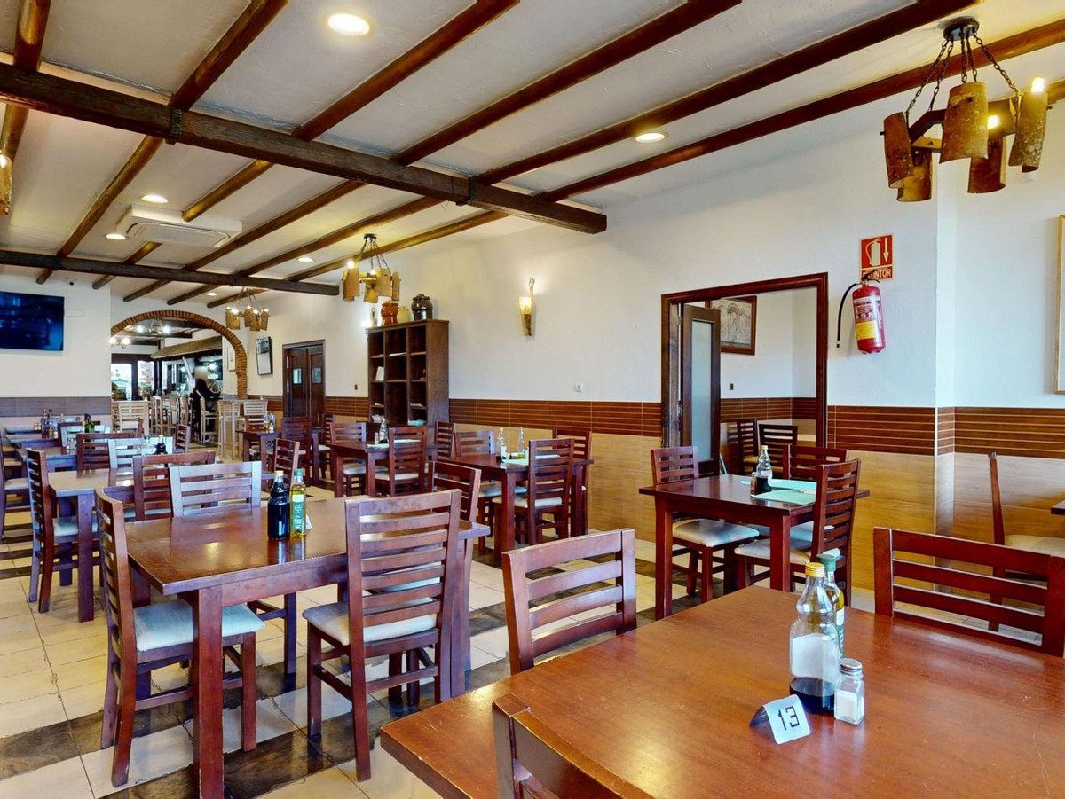 Commercial unit for sale in Benalmadena Costa Del Sol, Málaga, Spain