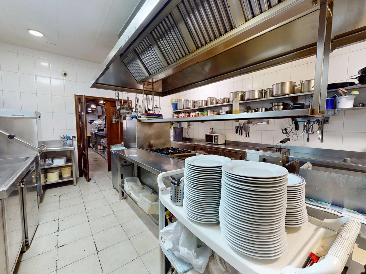 Commercial unit for sale in Benalmadena Costa Del Sol, Málaga, Spain