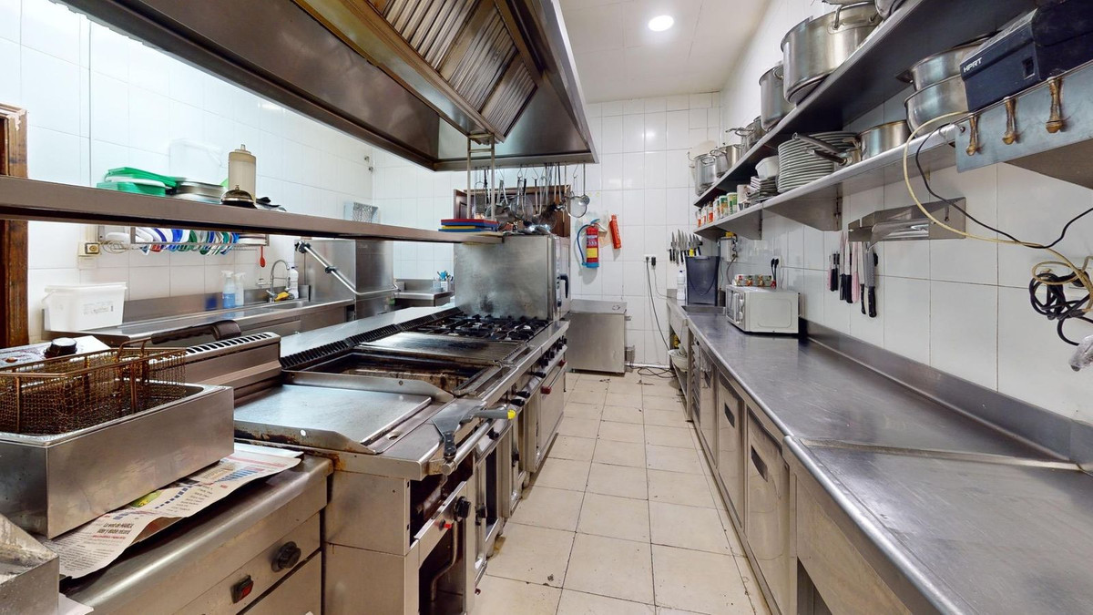 Commercial unit for sale in Benalmadena Costa Del Sol, Málaga, Spain