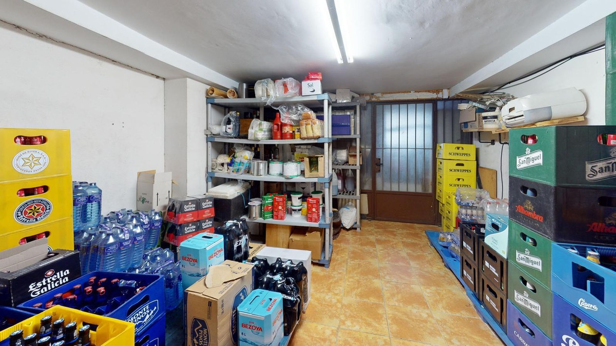 Commercial unit for sale in Benalmadena Costa Del Sol, Málaga, Spain