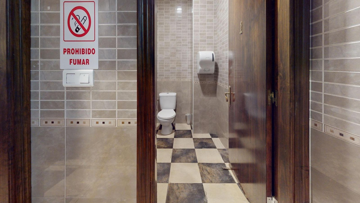 Commercial unit for sale in Benalmadena Costa Del Sol, Málaga, Spain