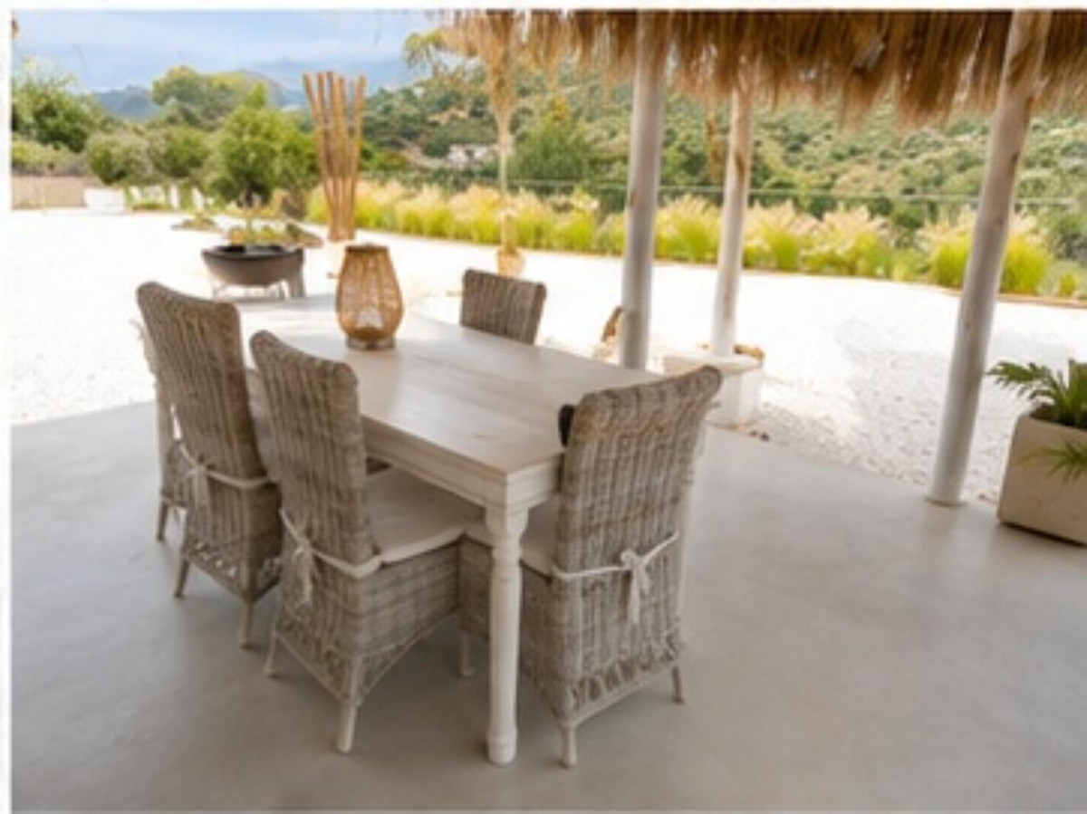 2 Bed Townhouse for sale in Ojén Costa Del Sol, Málaga, Spain