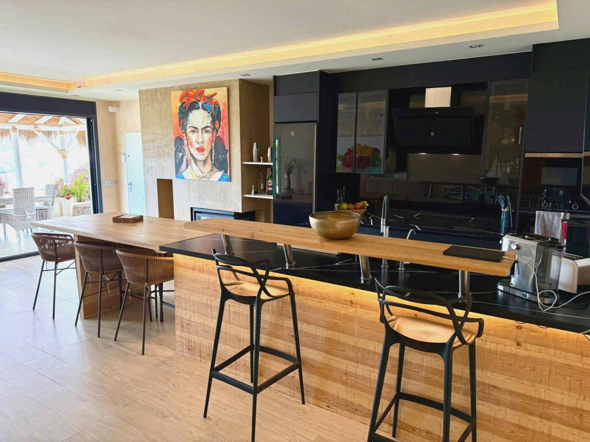 2 Bed Townhouse for sale in Ojén Costa Del Sol, Málaga, Spain