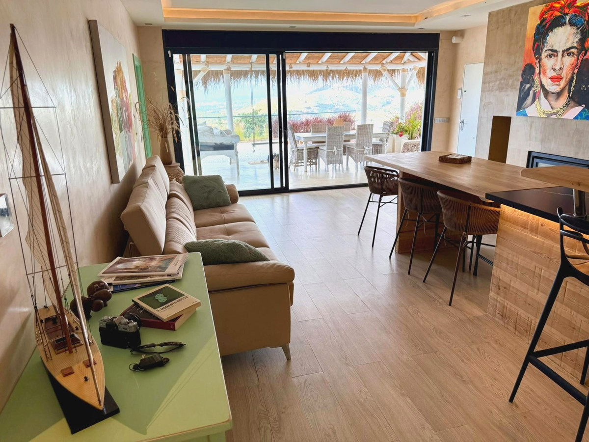 2 Bed Townhouse for sale in Ojén Costa Del Sol, Málaga, Spain