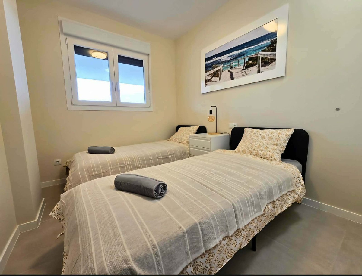 Se vende Apartamento Planta Baja de 2 dormitorios en Costa Del Sol, Málaga, España