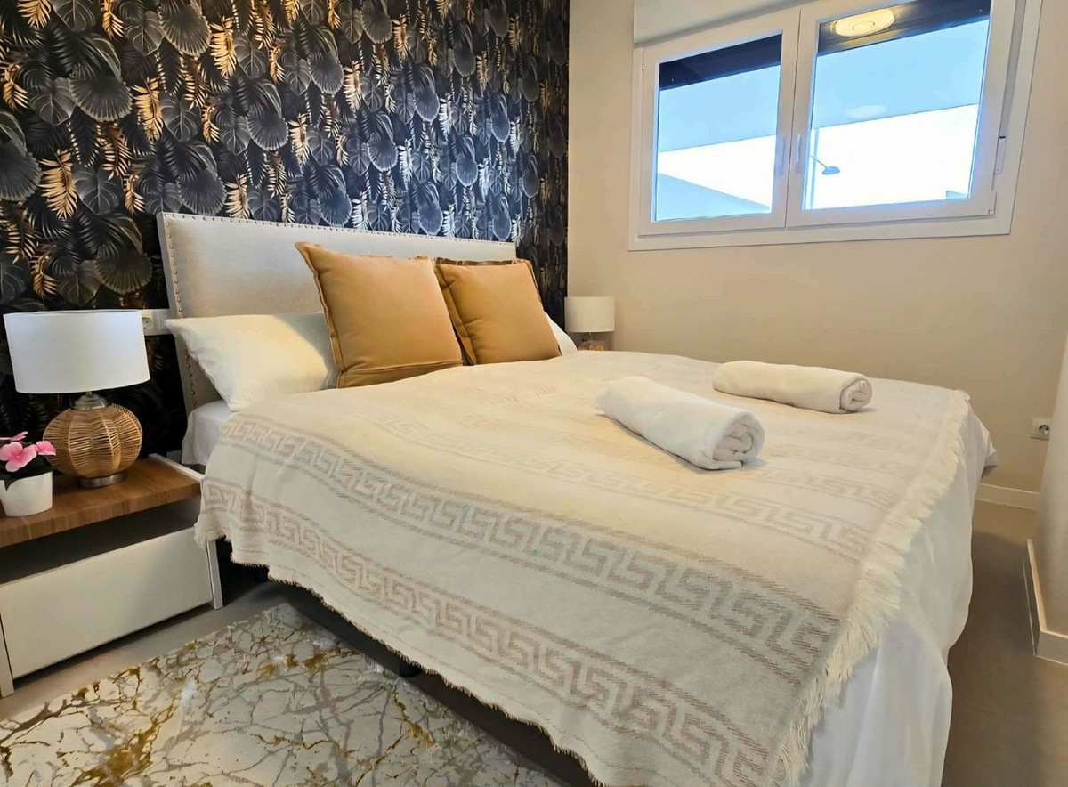 Se vende Apartamento Planta Baja de 2 dormitorios en Costa Del Sol, Málaga, España