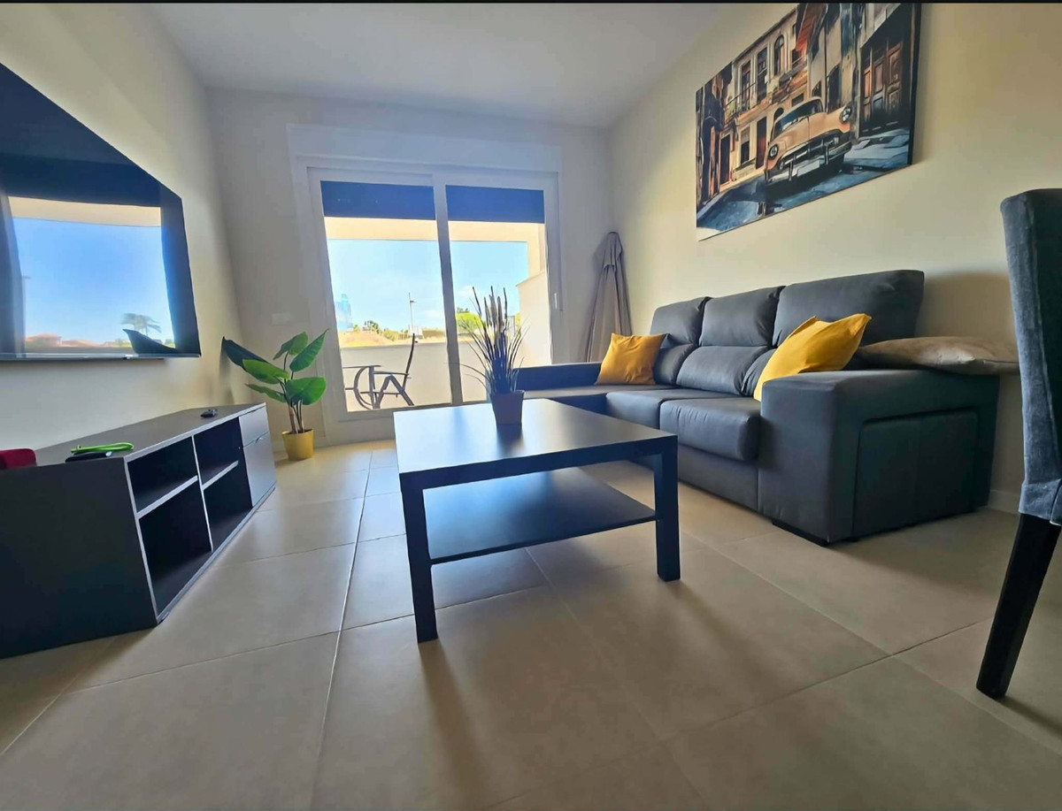 Se vende Apartamento Planta Baja de 2 dormitorios en Costa Del Sol, Málaga, España