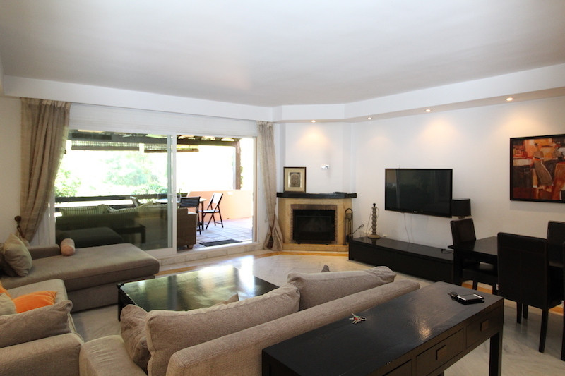 4 Bed Townhouse for sale in The Golden Mile Costa Del Sol, Málaga, Spain