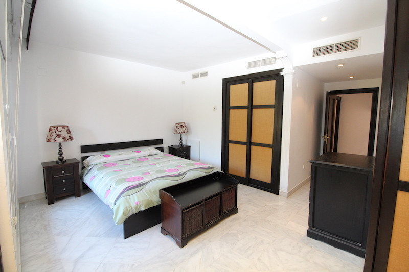 4 Bed Townhouse for sale in The Golden Mile Costa Del Sol, Málaga, Spain