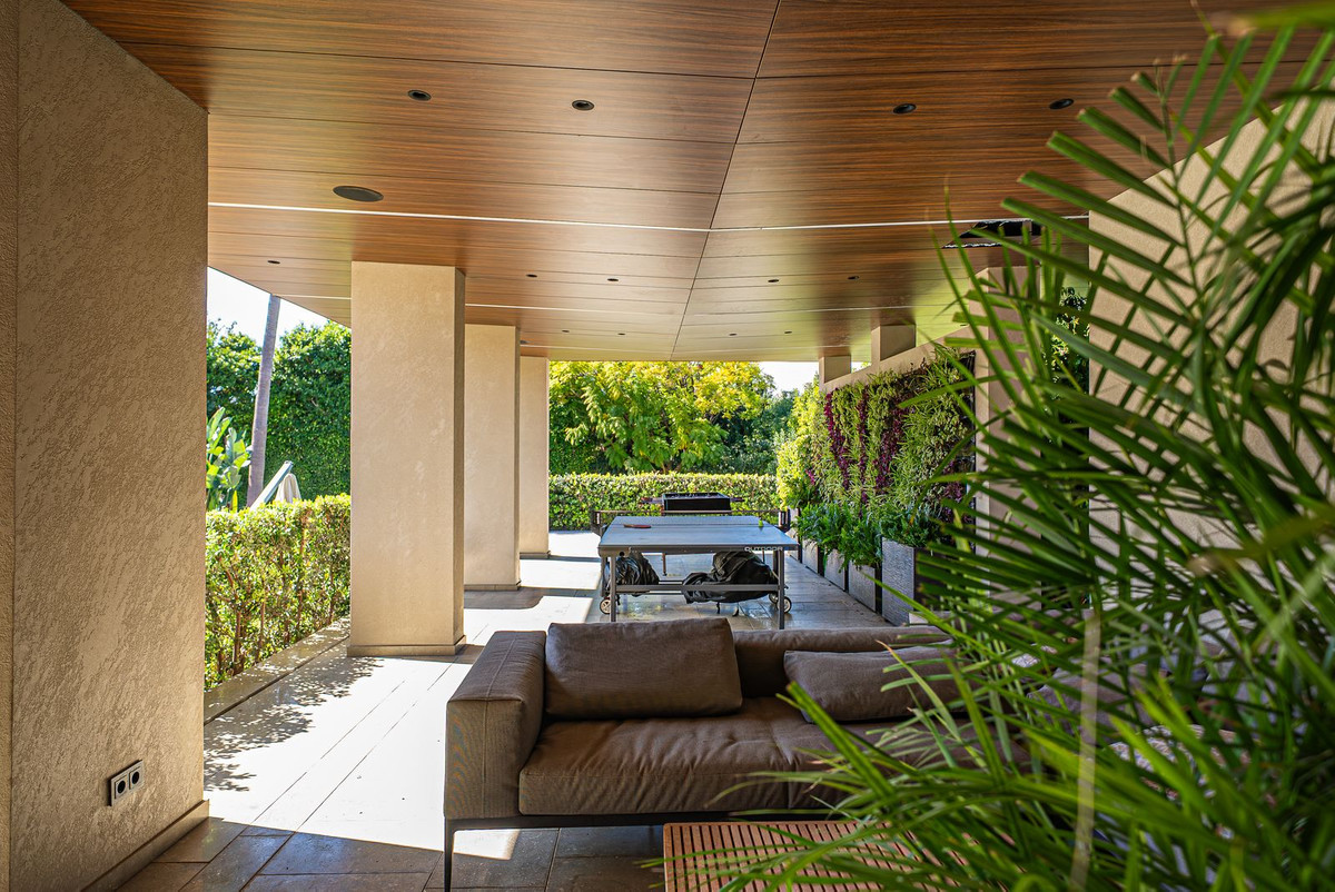 Se vende Villa - Chalet de 8 dormitorios en Costa Del Sol, Málaga, España