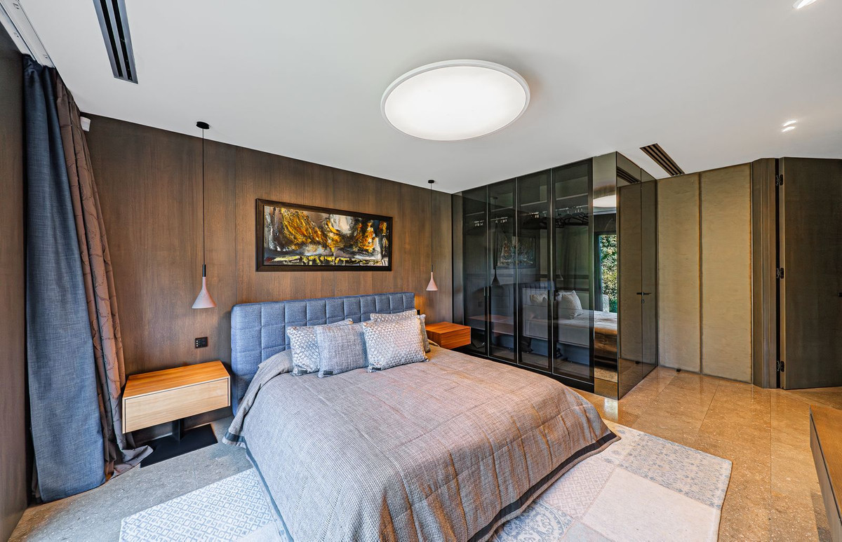 Se vende Villa - Chalet de 8 dormitorios en Costa Del Sol, Málaga, España