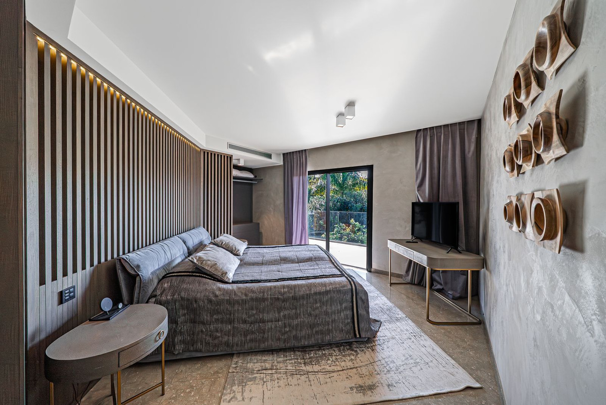 Se vende Villa - Chalet de 8 dormitorios en Costa Del Sol, Málaga, España