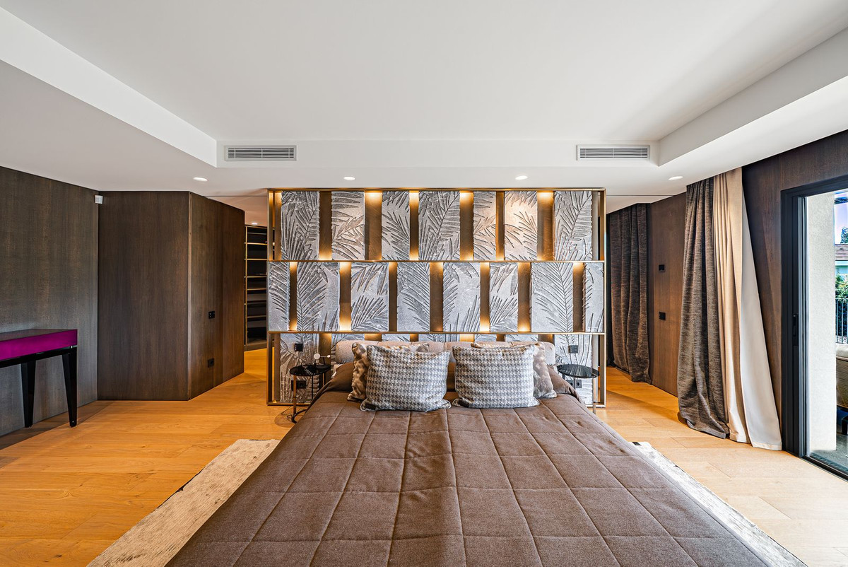 Se vende Villa - Chalet de 8 dormitorios en Costa Del Sol, Málaga, España