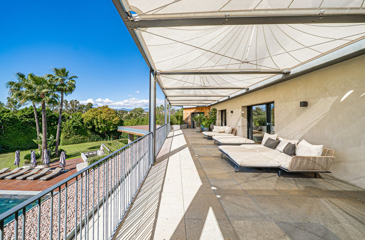 Se vende Villa - Chalet de 8 dormitorios en Costa Del Sol, Málaga, España