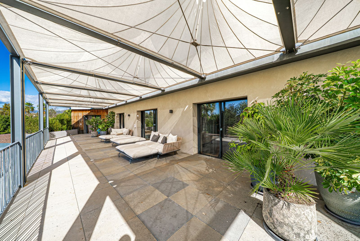 Se vende Villa - Chalet de 8 dormitorios en Costa Del Sol, Málaga, España