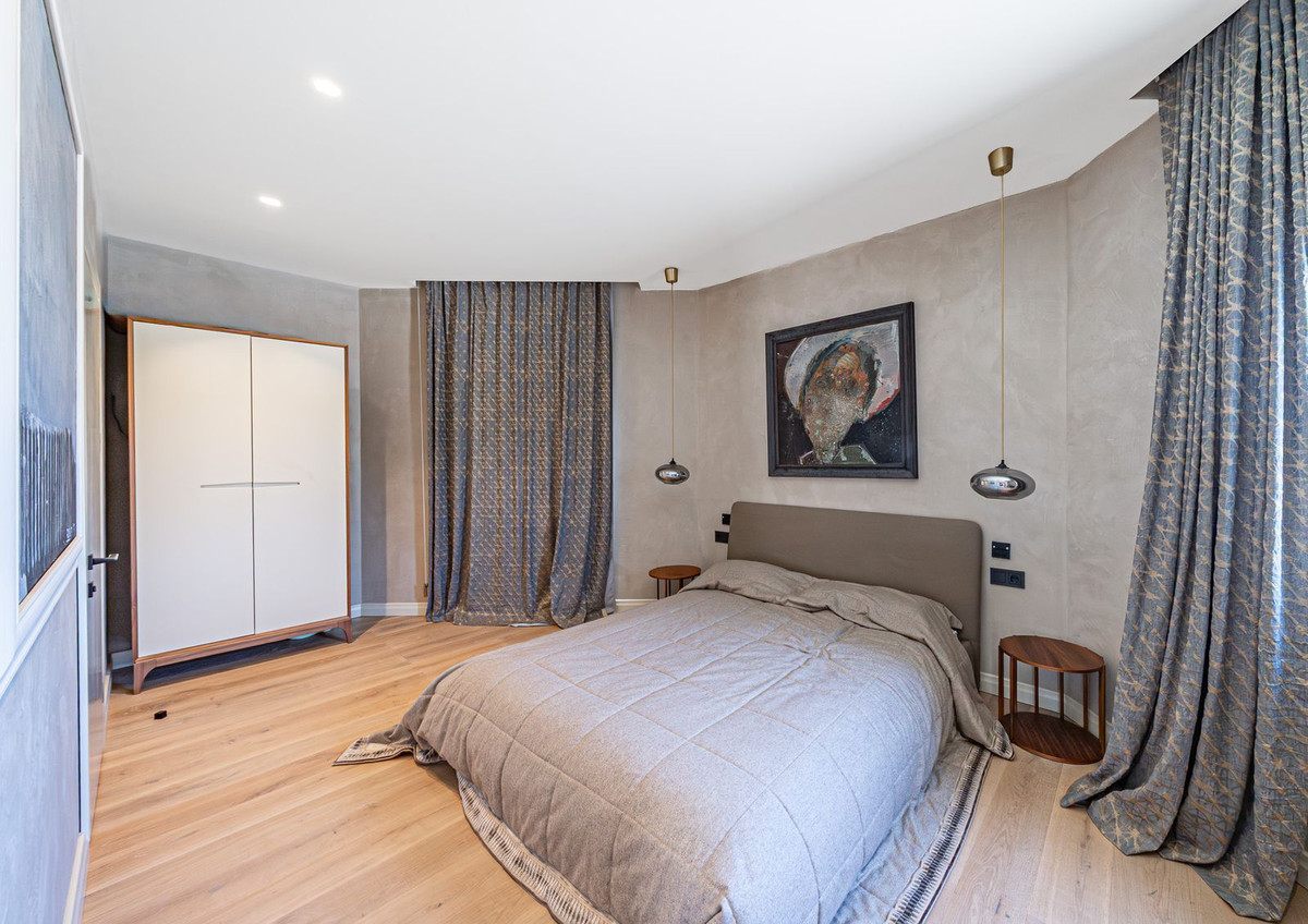 Se vende Villa - Chalet de 8 dormitorios en Costa Del Sol, Málaga, España