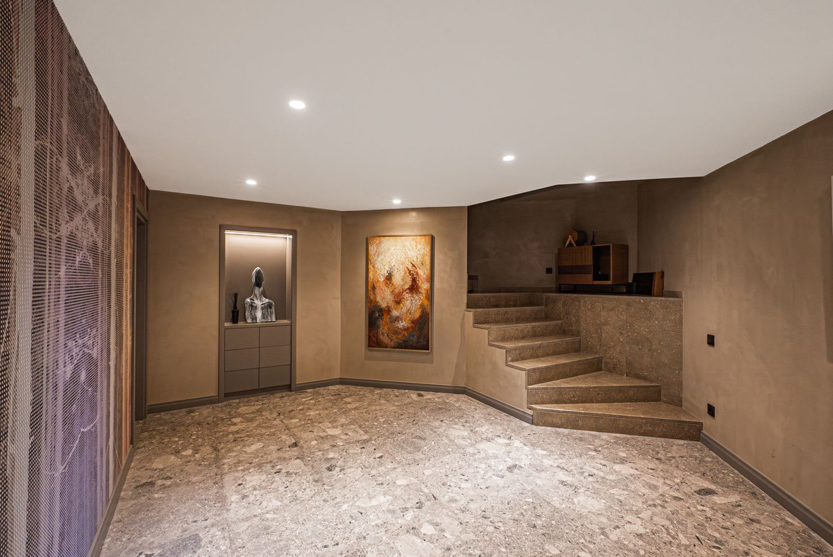 Se vende Villa - Chalet de 8 dormitorios en Costa Del Sol, Málaga, España