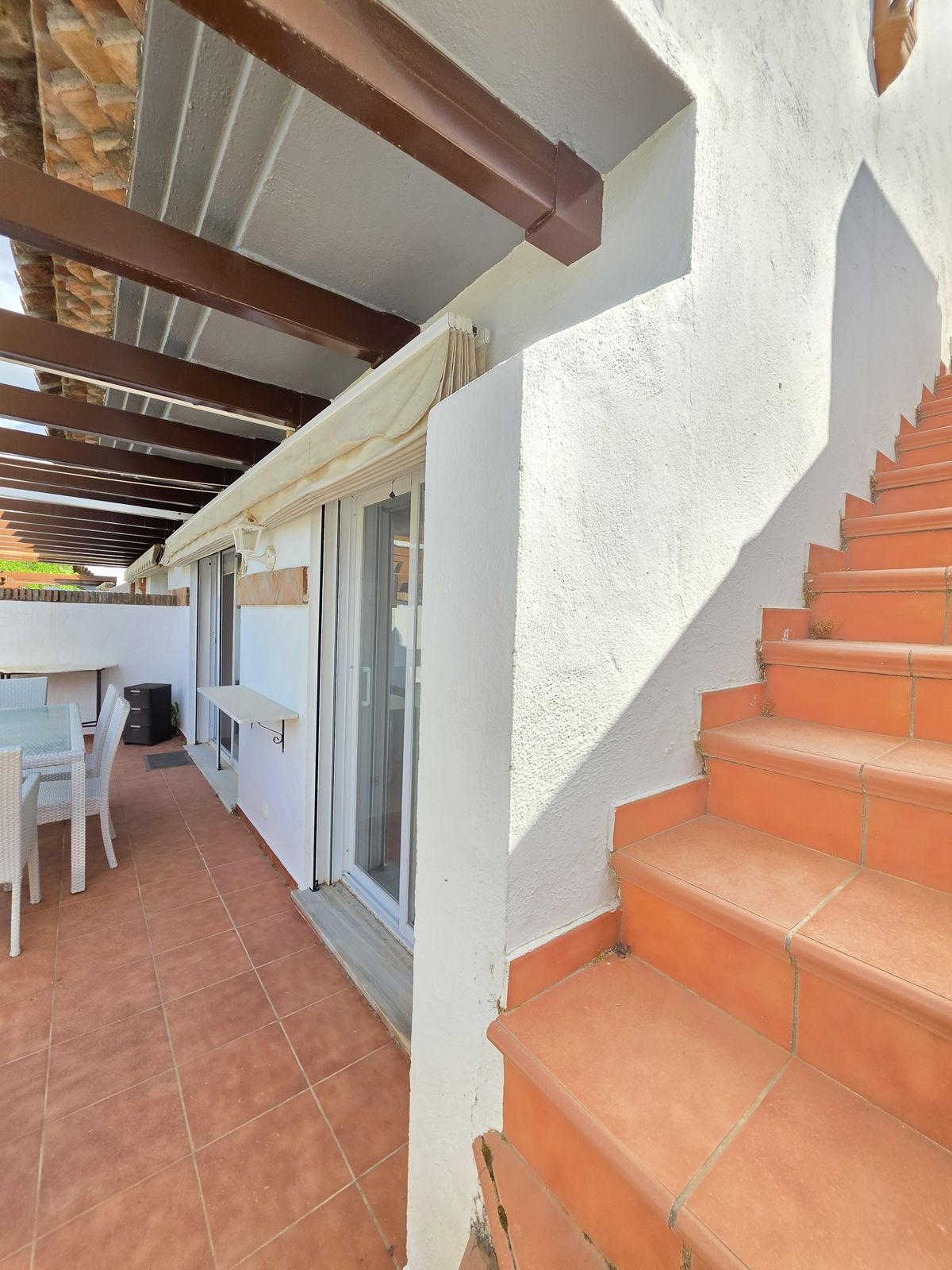 3 Bed Apartment for sale in Benahavís Costa Del Sol, Málaga, Spain