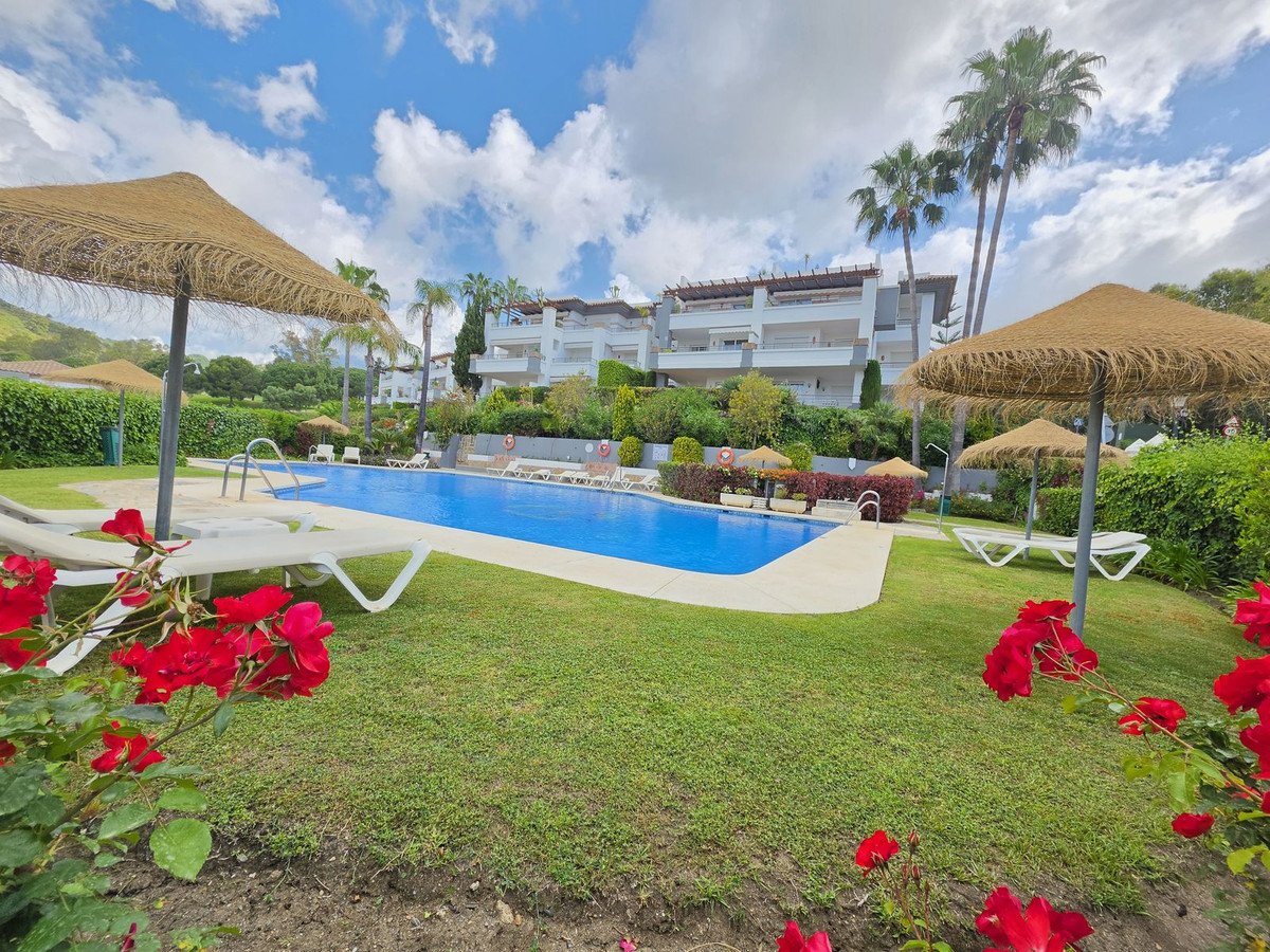 3 Bed Apartment for sale in Benahavís Costa Del Sol, Málaga, Spain